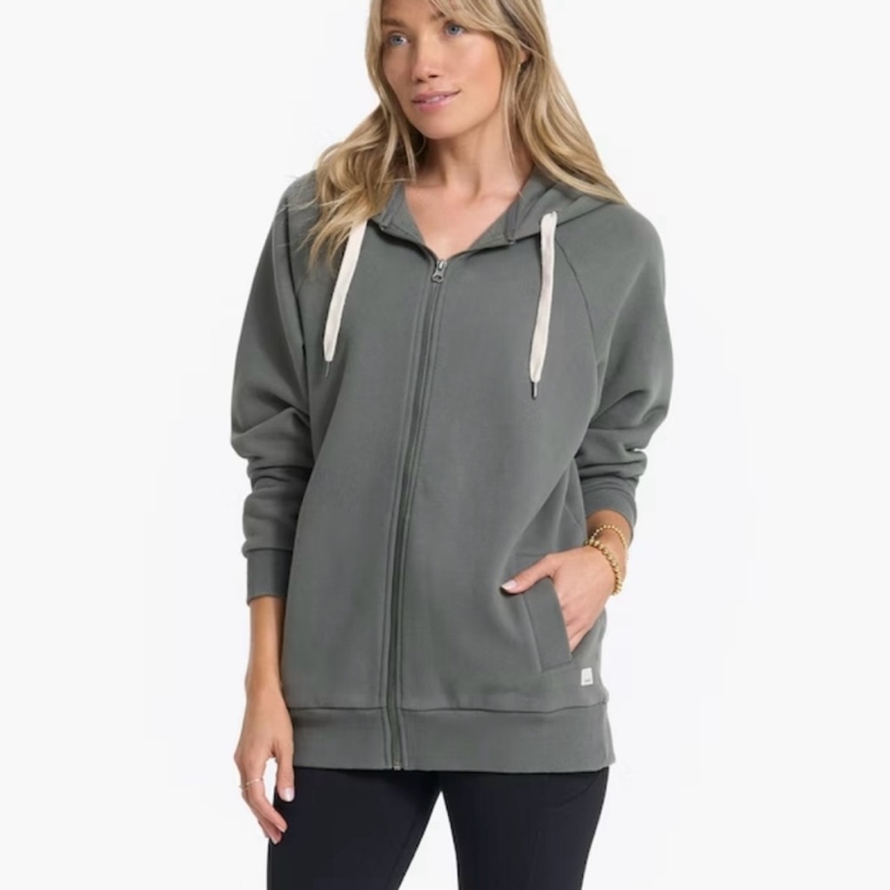 Vuori Restore Hoodie in Dusty Pine